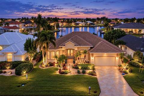 472 Macedonia Dr, home for sale in Punta Gorda 33950