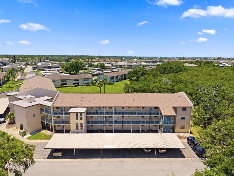 1 bedroom Condominium at 5245 Amulet Drive #306, Gulf Harbors Condo, New Port Richey — photo 1