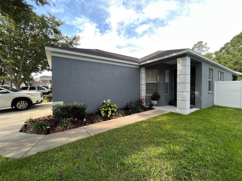 3 bedroom Single Family Residence at 6138 Kiteridge Drive, Fishhawk Ranch Ph 1 Unit 6, Lithia — photo 2