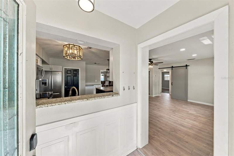 4 bedroom Single Family Residence at 1548 Orange Street, Highland Lake Sub 3rd Add, Clearwater — photo 3