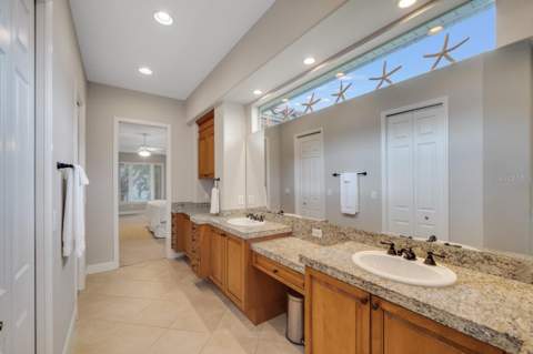 5918 Bahama Shores Drive, St Petersburg FL - photo 16 of 46