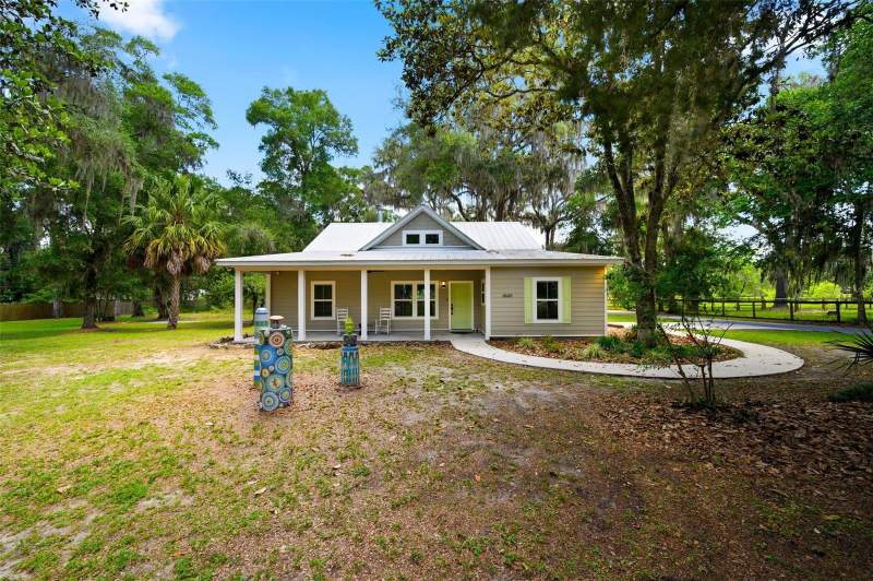2 bedroom Single Family Residence at 2620 NW 31st Avenue, Gainesville, Gainesville — photo 2