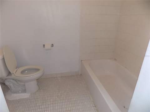 613 SW 75 Street #101, Gainesville FL - photo 17 of 27