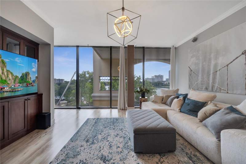 1 bedroom Condominium at 151 E Washington Street #5A, Metropolitan/Lk Eola, Orlando — photo 4