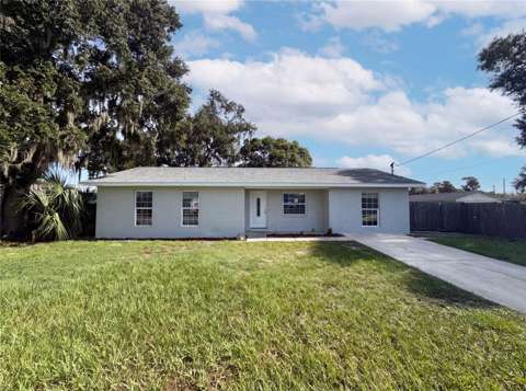 4147 Willow South Drive, starter home for sale in Mulberry