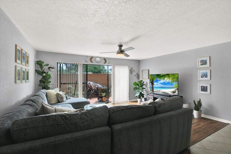2 bedroom Condominium at 6100 Gulfport Boulevard #111, Golfview I Condo, Gulfport — photo 4