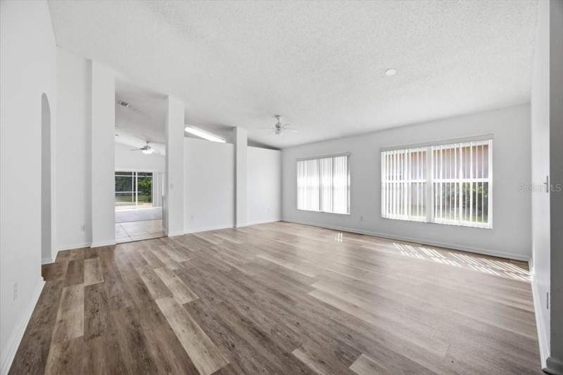 4 bedroom Single Family Residence at 15702 Bay Vista Drive, Weston Hills Sub, Clermont — photo 5
