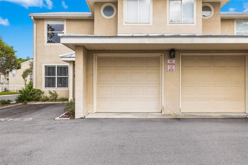 3 bedroom Townhouse at 13007 Lorna Place, Lake Ellen Walk, Tampa — photo 3