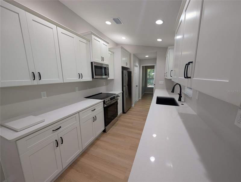 3 bedroom Single Family Residence at 4258 SW 157th Court, Rainbow Park Un #3, Ocala — photo 3
