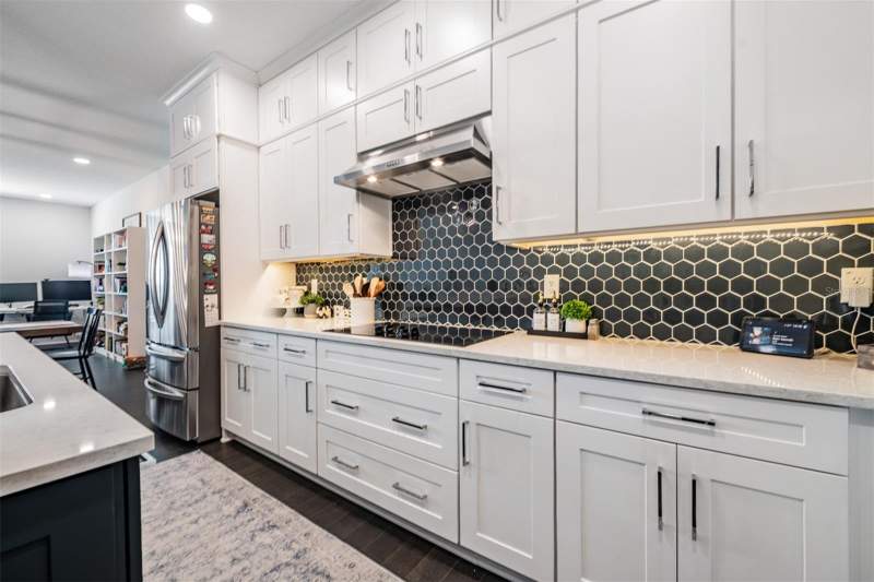 3 bedroom Townhouse at 9916 KEY HAVEN ROAD, TOWNHOMES OF SEMINOLE ISLE, SEMINOLE — photo 4
