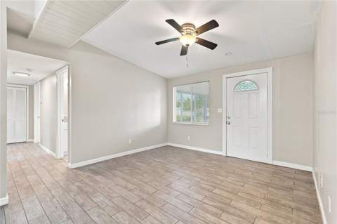 8836 79th Place, Seminole FL - photo 6 of 6