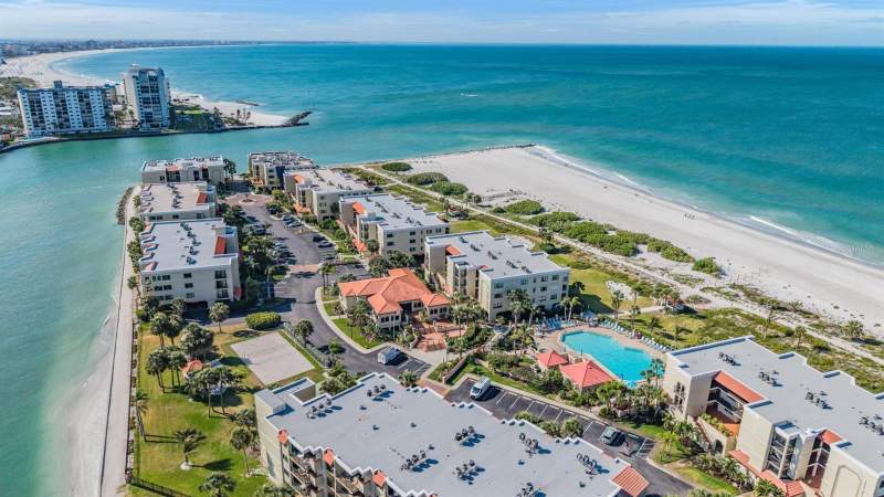 Lands End At Sunset Beach Condo