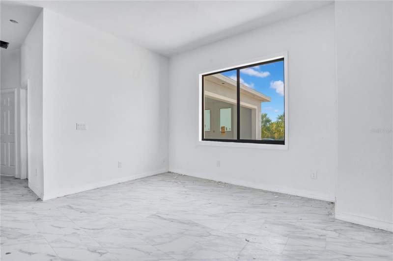 3 bedroom Single Family Residence at 10658 Rainsville Street, Port Charlotte Sec 87, Port Charlotte — photo 4