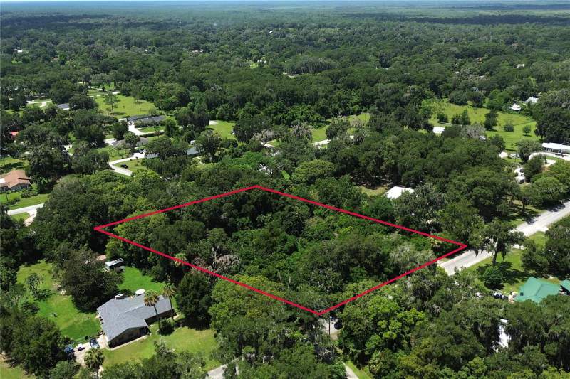 3 bedroom Single Family Residence at 1820 Carr Street, Stifflers Lt 28 Dupont & Gaudry Grant, Deland — photo 4