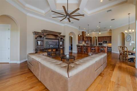 10501 Broadland Pass, Thonotosassa FL - photo 24 of 98