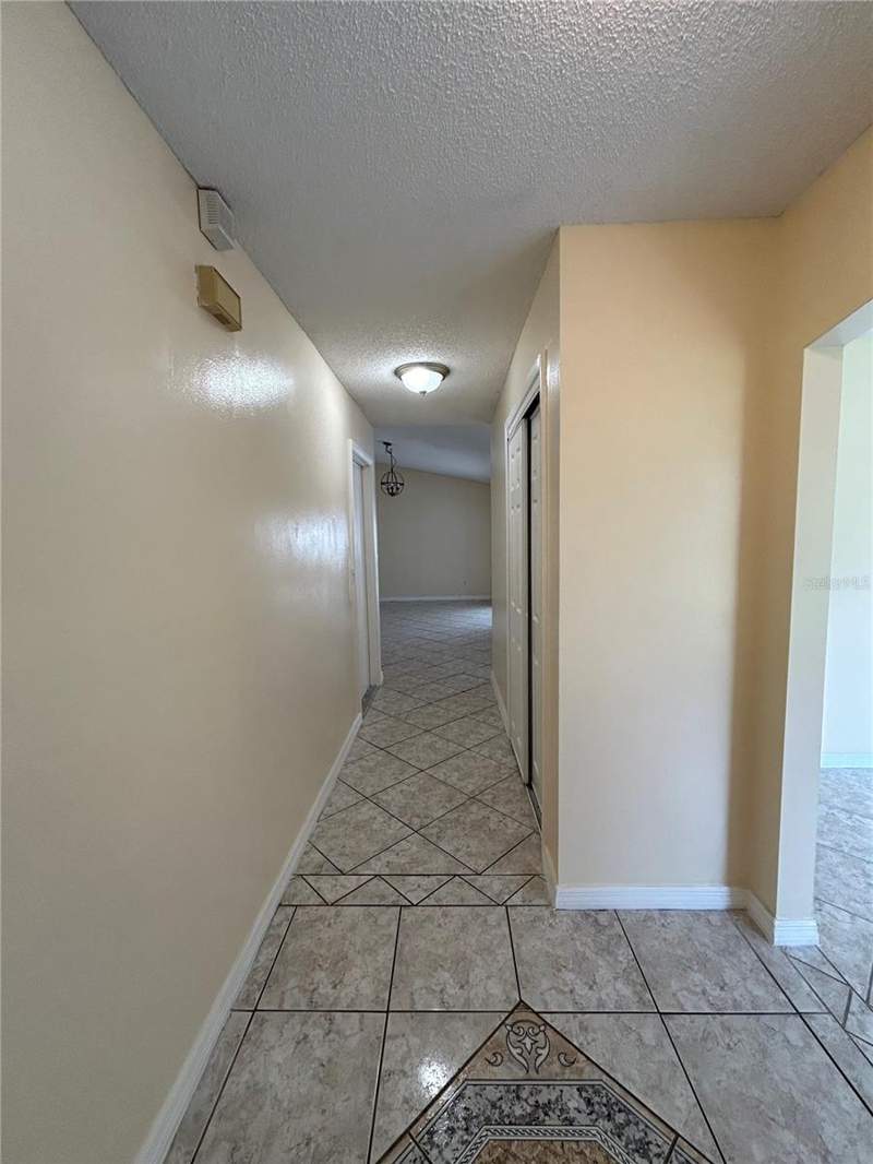3 bedroom Single Family Residence at 1090 Jason Ridge Court, Indian Ridge Unit 2, Kissimmee — photo 4