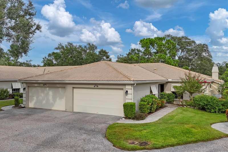 2 bedroom Villa at 3244 Ringwood Meadow #77, Villas Of Papillion, Sarasota — photo 1