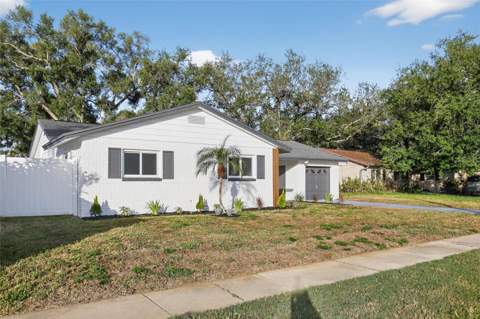 8317 Boxwood Drive, Tampa FL - photo 7 of 37