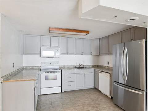 13602 Palm Drive, Astatula FL - photo 10 of 39