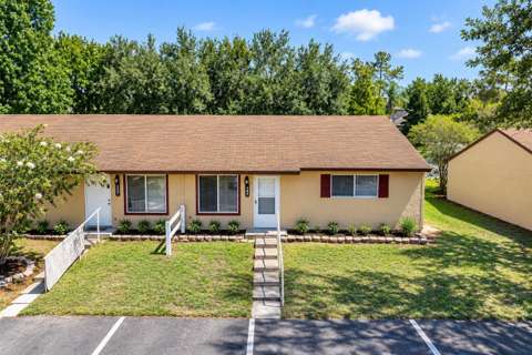 343 E Rosewood Lane #343, home for sale in Tavares 32778
