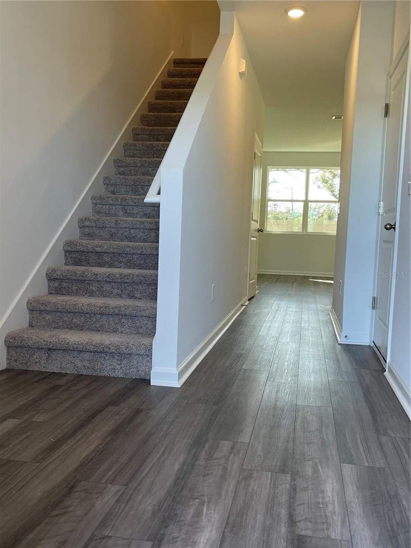 3 bedroom Townhouse at 6157 Daerr Ridge #6157, Tyson Townhomes, Zephyrhills — photo 3