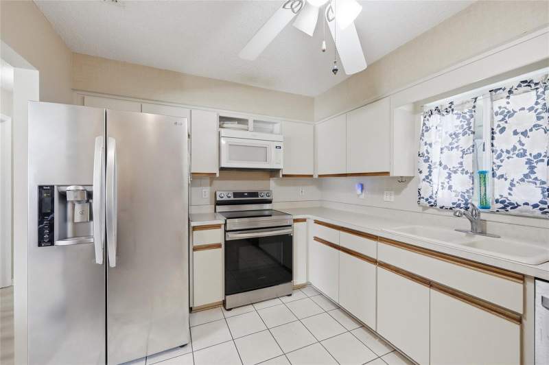 3 bedroom Single Family Residence at 17814 SE 107th Terrace, Spruce Creek South, Summerfield — photo 3