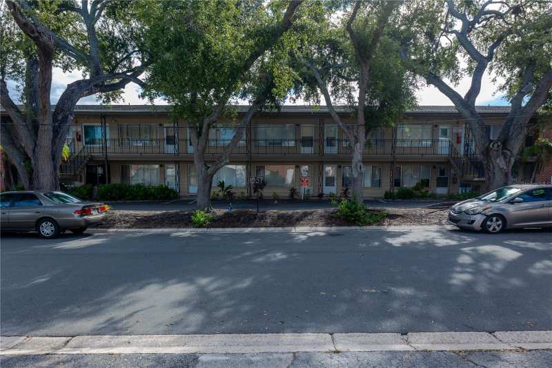 1 bedroom Condominium at 1257 Drew Street #14, Kenwood Garden Apts Co-Op, Clearwater — photo 1