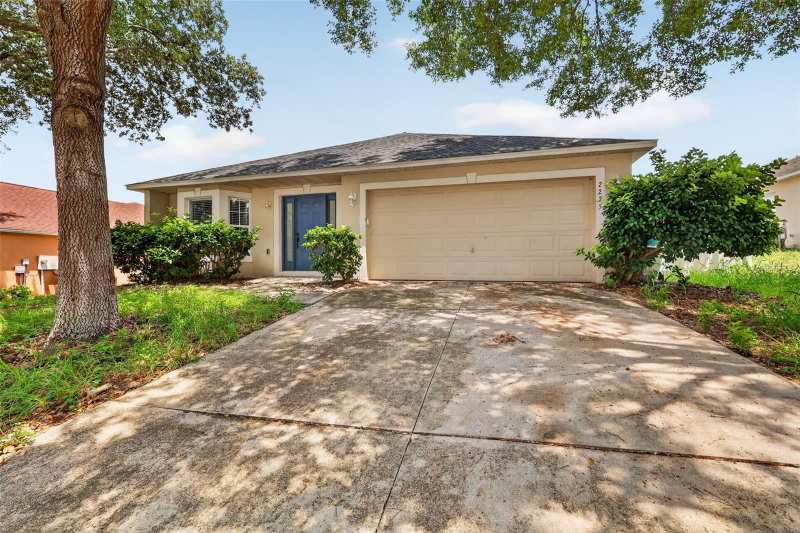 4 bedroom Single Family Residence at 2225 Sandridge Circle, Eustis Quail Hollow, Eustis — photo 1