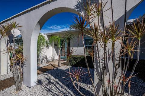 2174 Scotland Drive, Clearwater FL - photo 9 of 46
