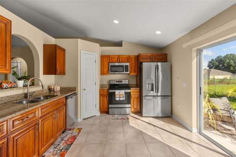 374 Colonade Court, Kissimmee FL - photo 12 of 36