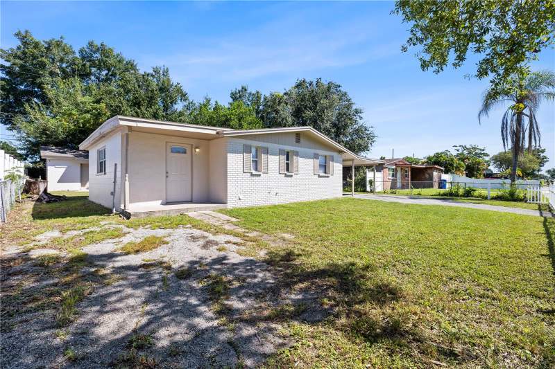 4 bedroom Single Family Residence at 4535 W Hanna Avenue, West Park Estate Unit 4, Tampa — photo 3