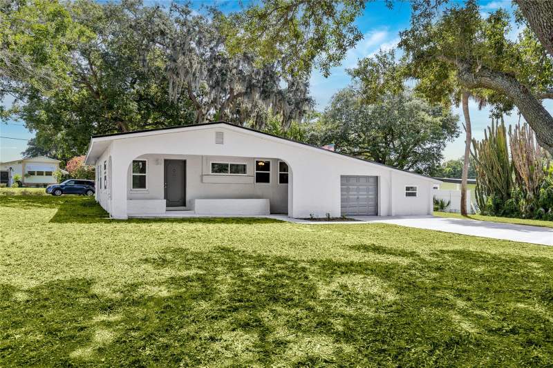 4 bedroom Single Family Residence at 1375 Lake Drive, Duck Pond Add To Casselberry, Casselberry — photo 2