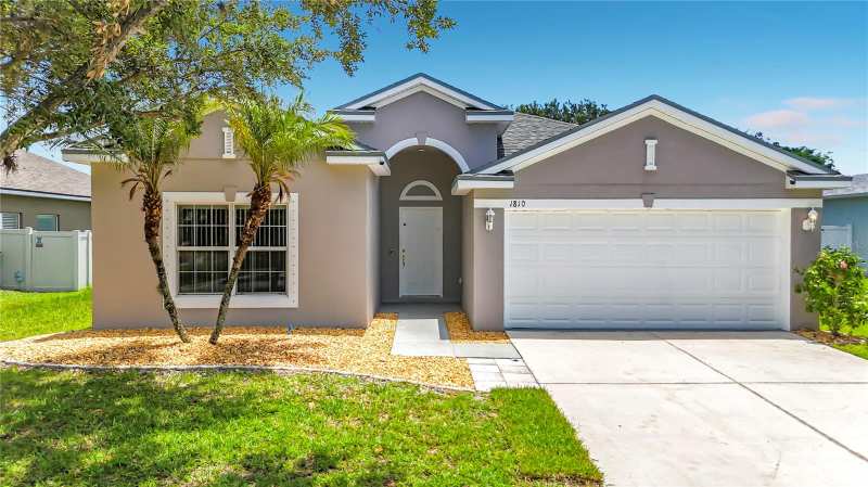 3 bedroom Single Family Residence at 1810 Bonita Bluff Court, Mira Lago West Ph 2B, Ruskin — photo 1