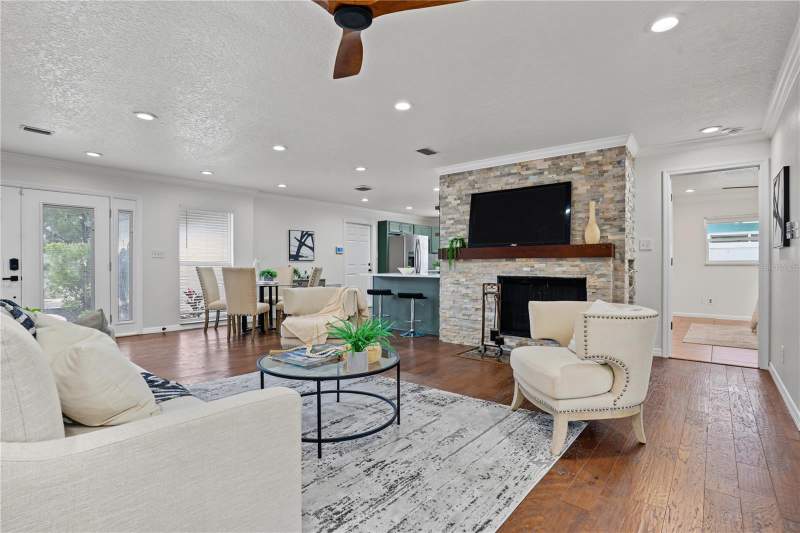 3 bedroom Single Family Residence at 6342 31st Street, Hanna Park, St Petersburg — photo 5