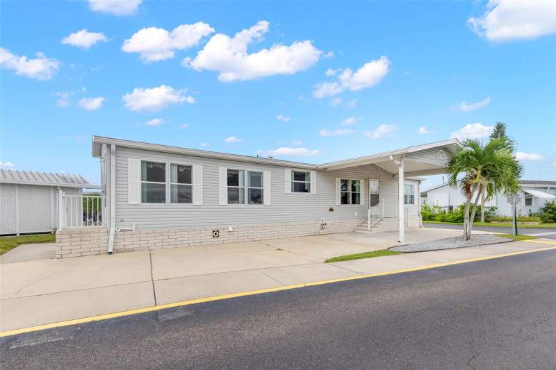 2 bedroom Manufactured Home at 166 Americana Court #224, Mobel Americana Mobile Home Park Unrec, St Petersburg — photo 3