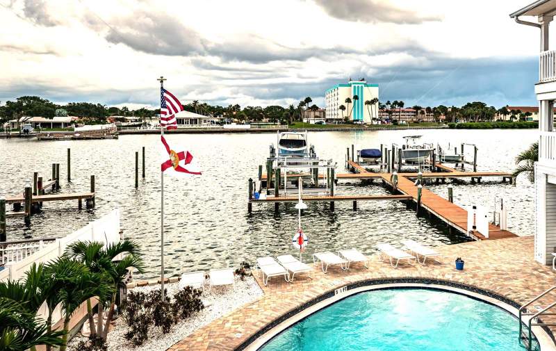 Pier House One TheCondos for Sale in Indian Shores, FL
