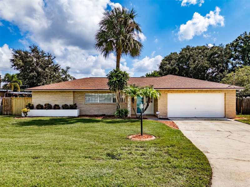 4 bedroom Single Family Residence at 5004 S Hesperides Street, Baybridge Rev, Tampa — photo 1