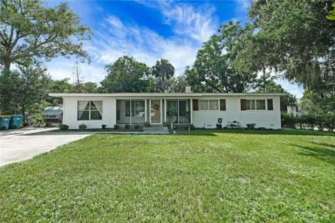 114 Park Avenue, home for sale in Fruitland Park 34731