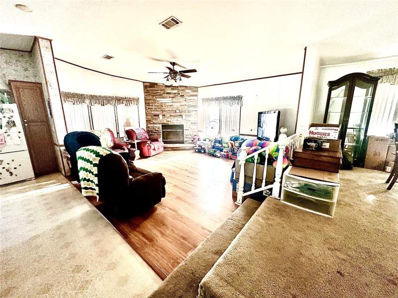 3 bedroom Manufactured Home at 11428 Pheasant Trail, Quail Ridge Estates First Add, Leesburg — photo 4