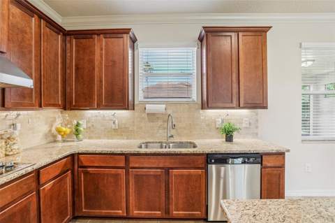 10151 Yonaomi Circle, Clermont FL - photo 17 of 64