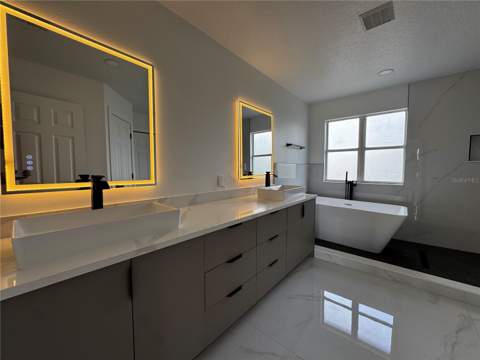 219 Largovista Drive, Oakland FL - photo 16 of 24