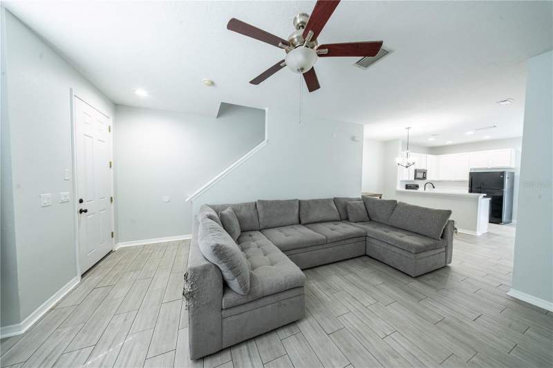 2 bedroom Townhouse at 11505 Declaration Drive, Townhomes Of Bay Port Colony, Tampa — photo 3