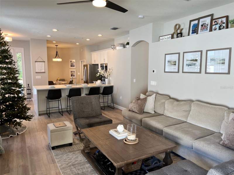 3 bedroom Single Family Residence at 6138 Kiteridge Drive, Fishhawk Ranch Ph 1 Unit 6, Lithia — photo 5