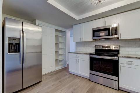 7144 Fairfax Drive, Port Richey FL - photo 9 of 54