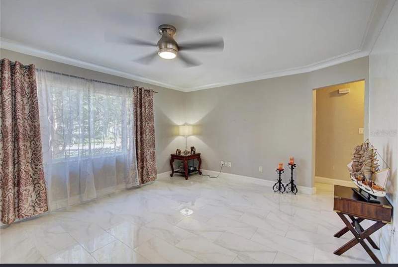 4 bedroom Single Family Residence at 1008 Chester Drive, Sirmons Heights 1st Add, Clearwater — photo 4