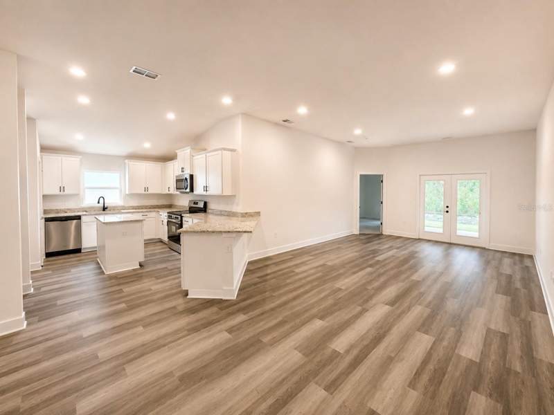 4 bedroom Single Family Residence at 12992 Kent Bradley Street, Abbey Glen, Dade City — photo 4