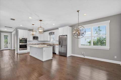 3615 W Renellie Circle, Tampa FL - photo 13 of 53