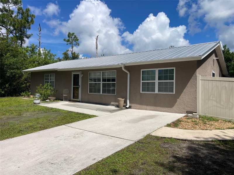 2 bedroom Single Family Residence at 23320 Van Buren Avenue, Port Charlotte Sec 020, Port Charlotte — photo 1
