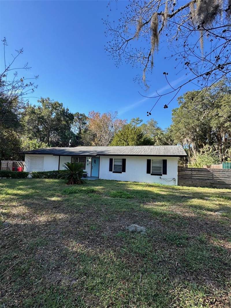 3 bedroom Single Family Residence at 3440 N Olive Avenue, Crystal Park, Crystal River — photo 3
