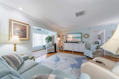 5020 Brittany Drive #324, St Petersburg FL - photo 15 of 39